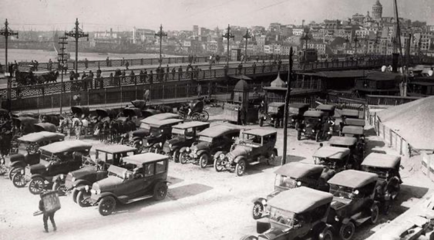 galata koprusu taksi duragi 1930 lar