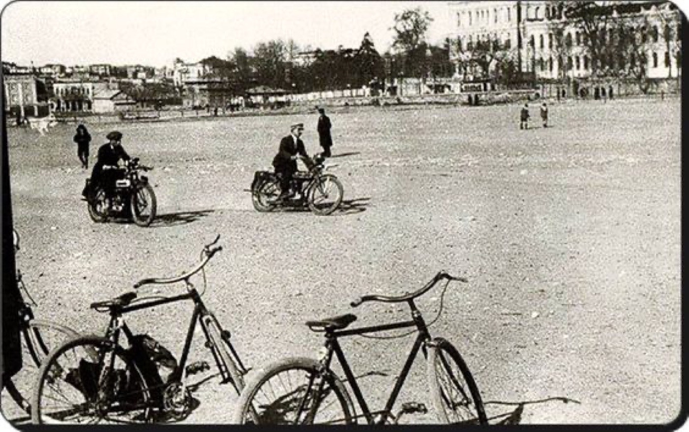 taksimde bisiklet keyfi 1930lar